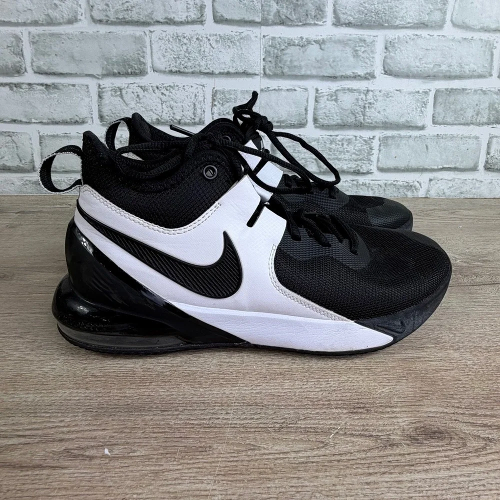 Nike Air Max Impact Basketball Shoes Size 7Y